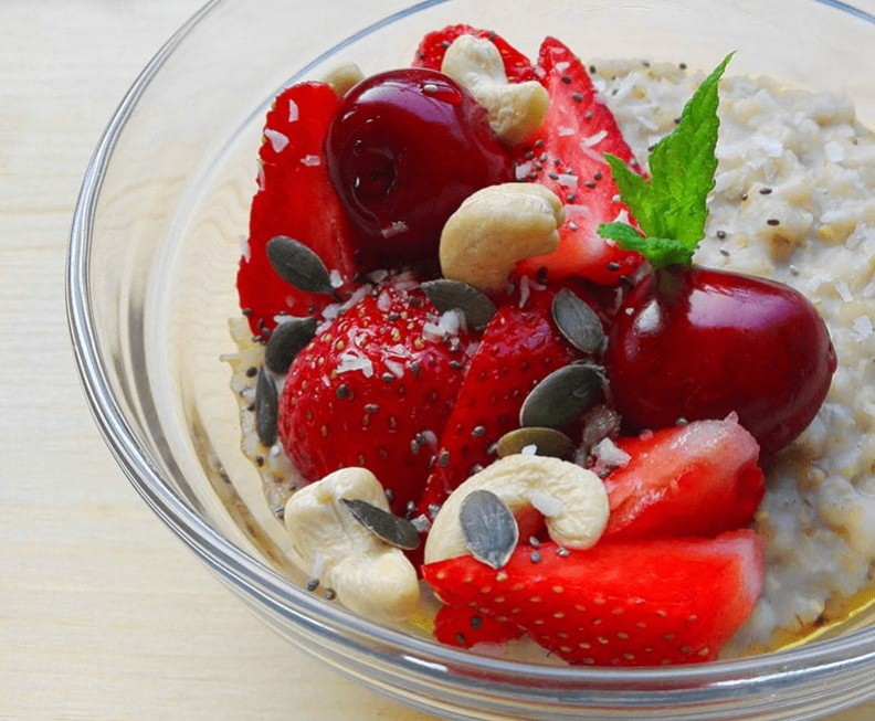 Porridge mit Nüssen