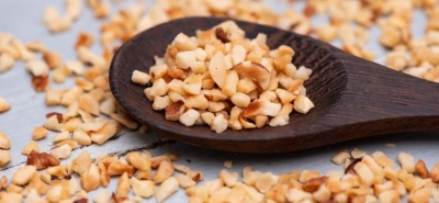 Gehackte Nüsse und Nussmehle für Ihre Rezepte